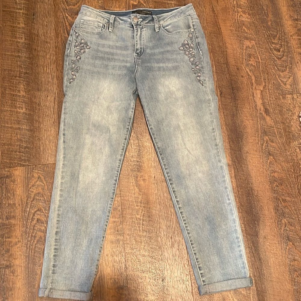 Embellished jeans 